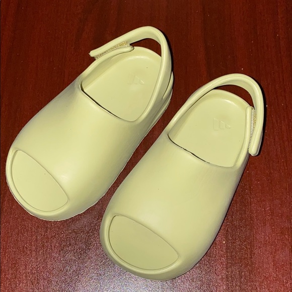 backpack kid yeezy slippers